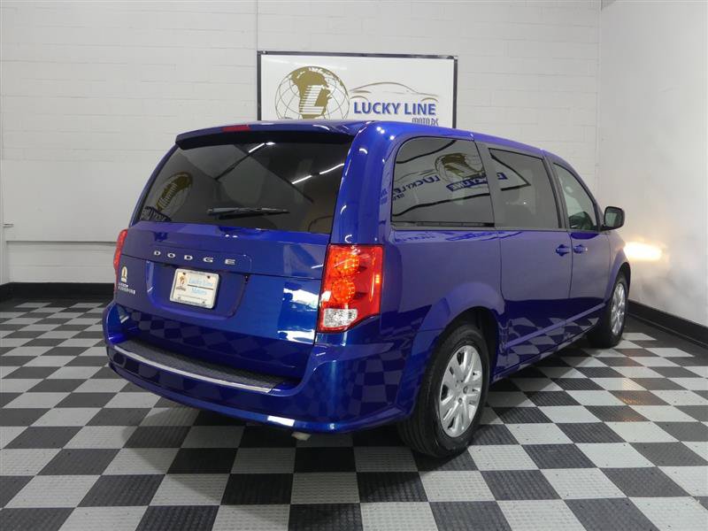 Used 2019 Dodge Grand Caravan SE w/ UConnect Hands-Free Group FWD image 10
