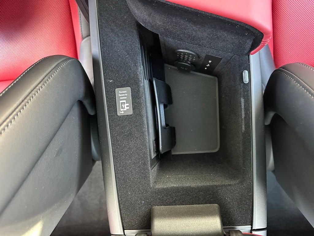 Used 2025 Porsche Taycan 4S image 25