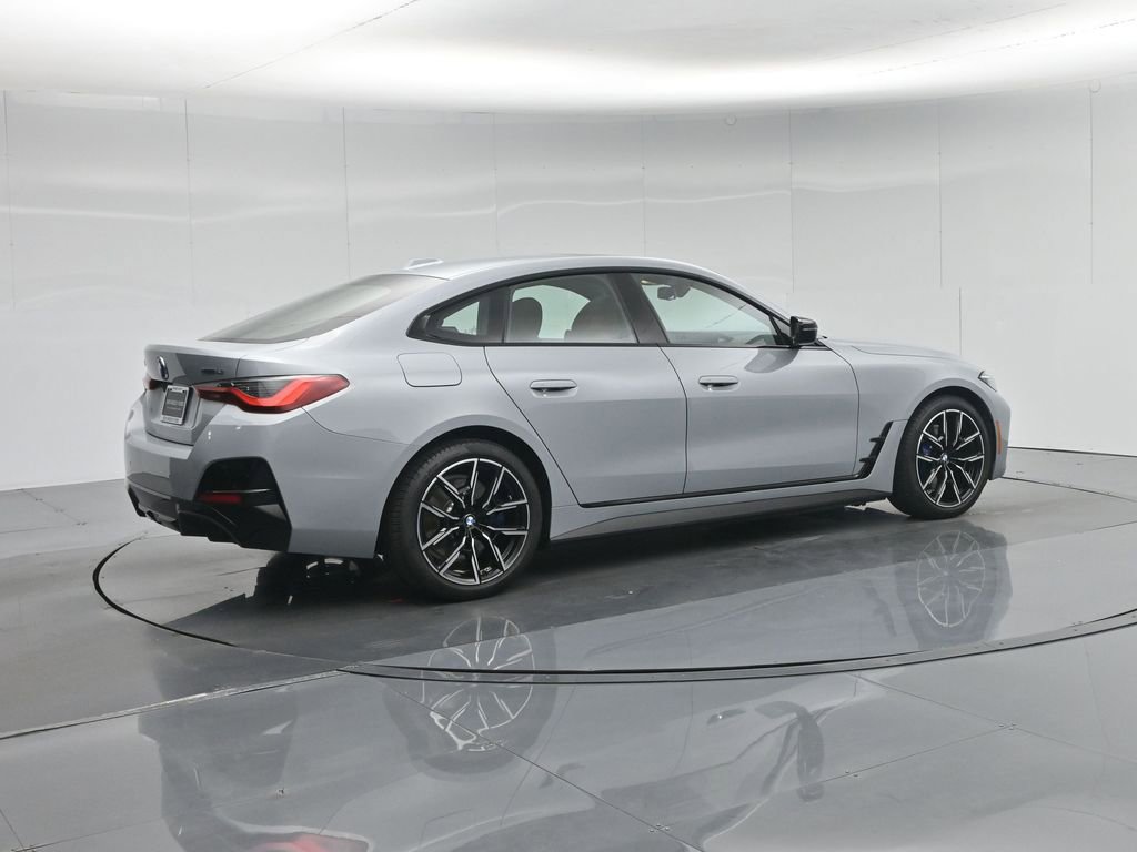 Used 2025 BMW i4 eDrive40 w/ M Sport Package image 29