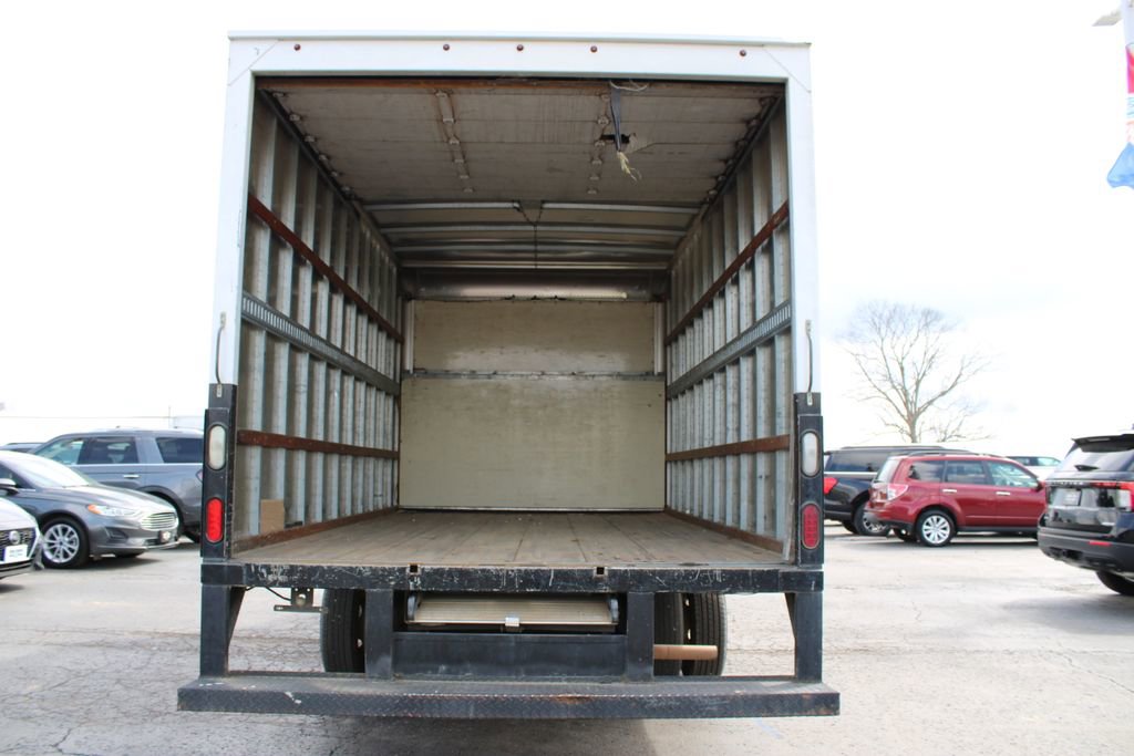 Used 2015 Ford E-350 and Econoline 350 Super Duty image 36