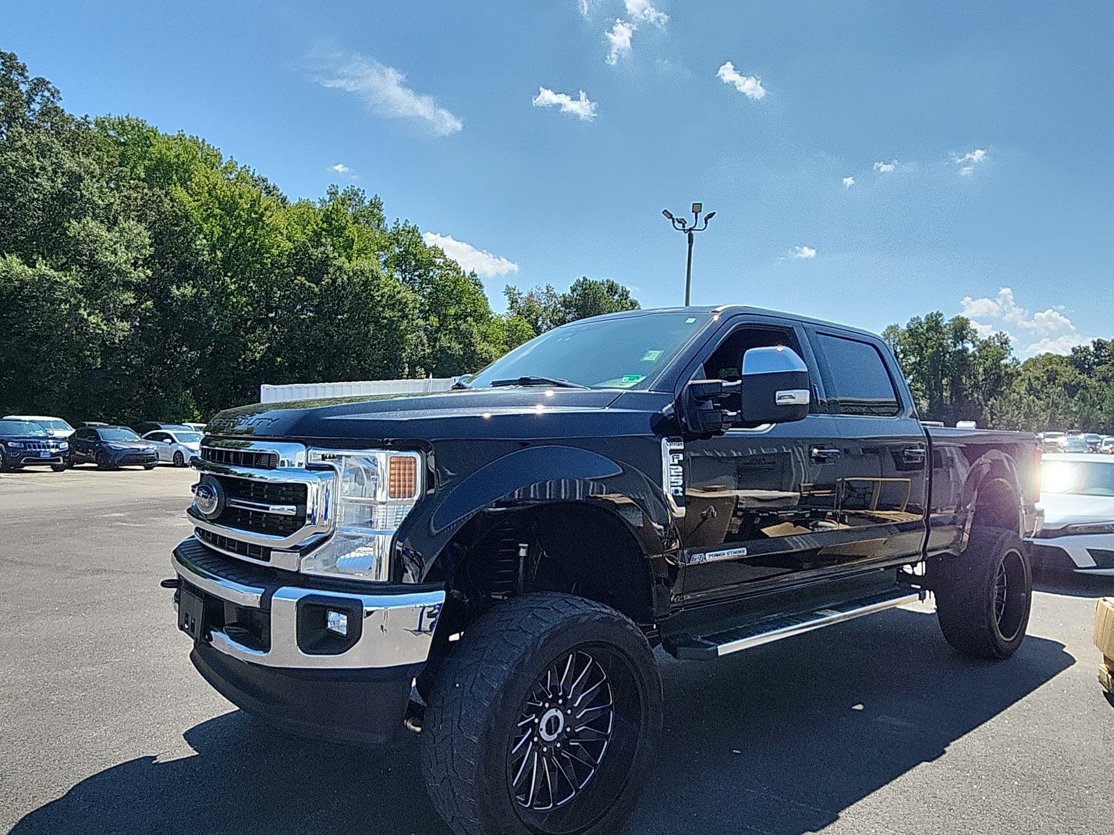 Used 2022 Ford F250 Lariat w/ Lariat Ultimate Package AWD/4WD image 1