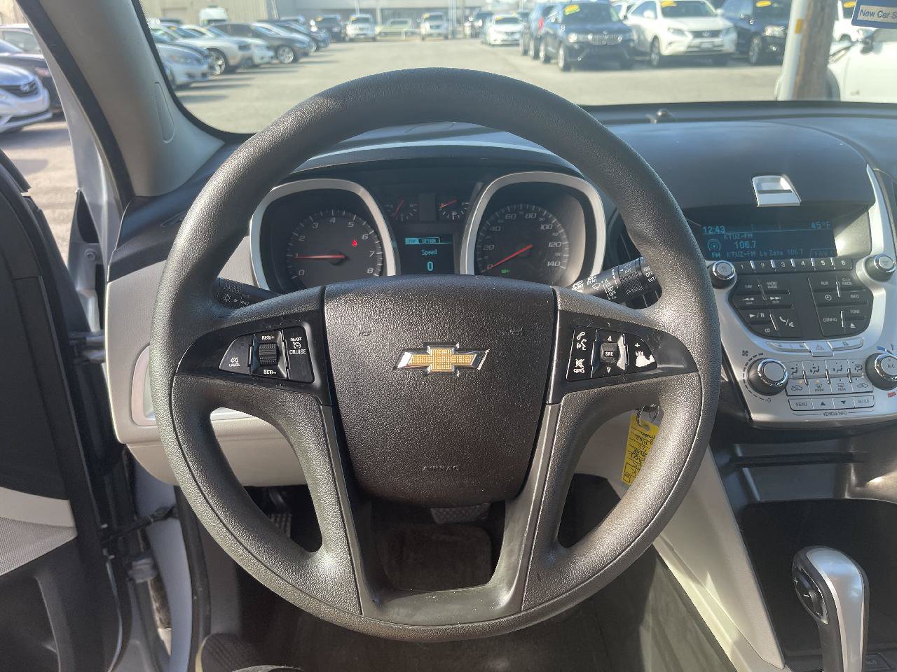 Used 2015 Chevrolet Equinox LS FWD image 16