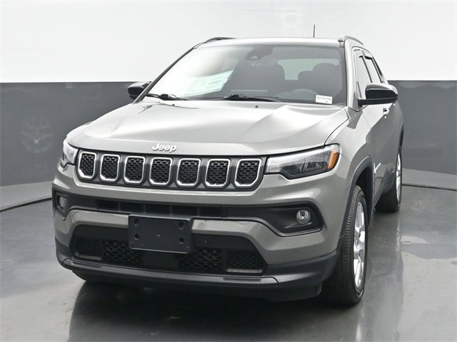 Used 2024 Jeep Compass Latitude w/ Sun and Sound Group