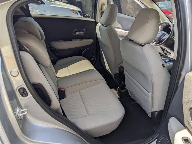 Used 2022 Honda HR-V EX image 16