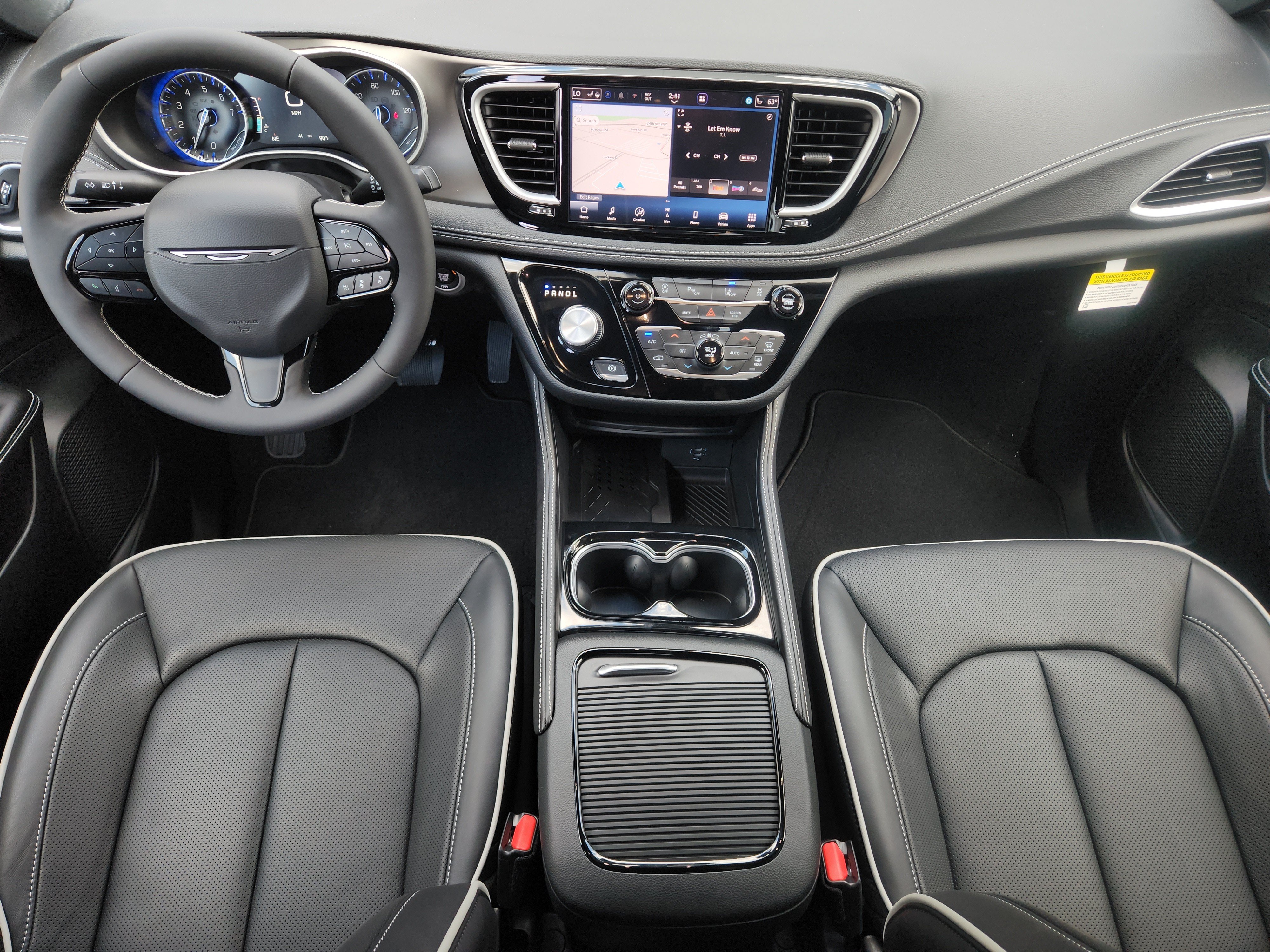New 2027 Chrysler Pacifica Limited FWD image 20