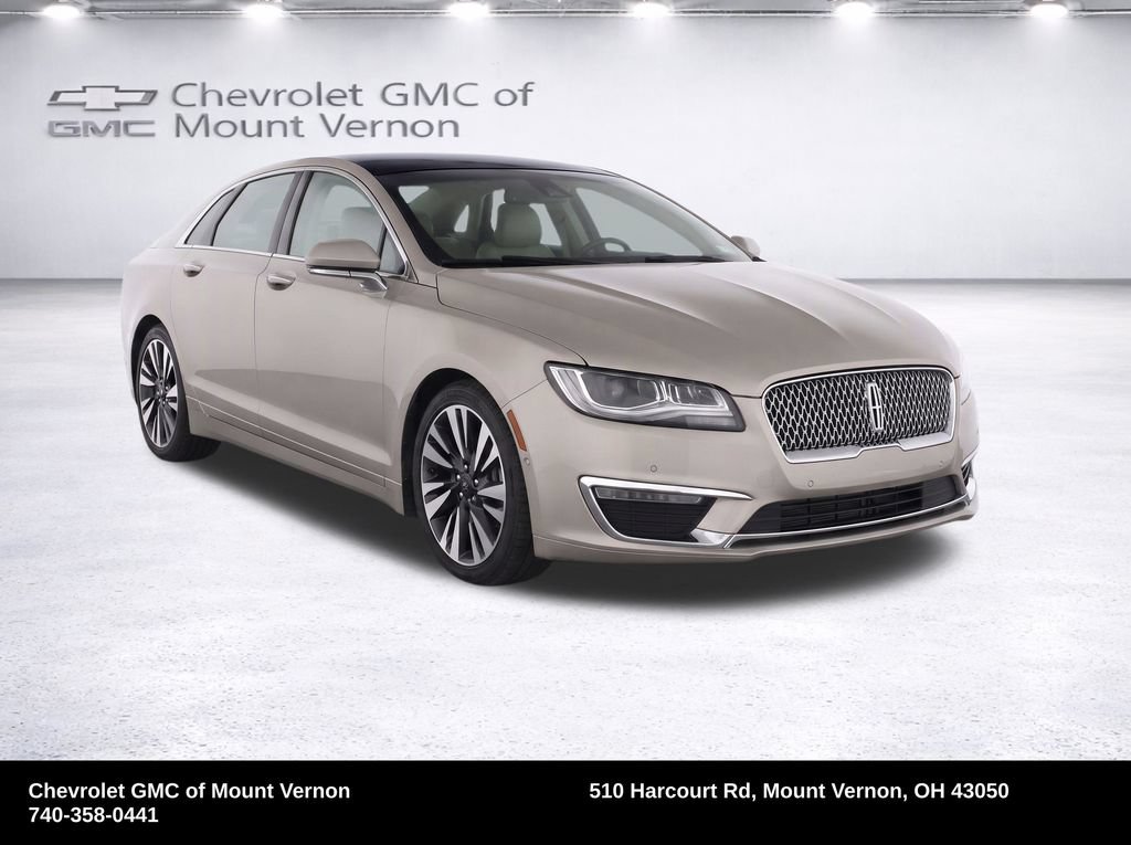 Used 2019 Lincoln MKZ Reserve w/ Luxury Package FWD image 2