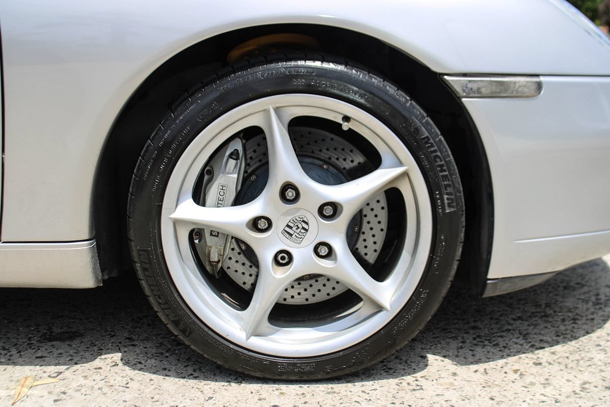 Used 2001 Porsche 911 GT3 RS image 9