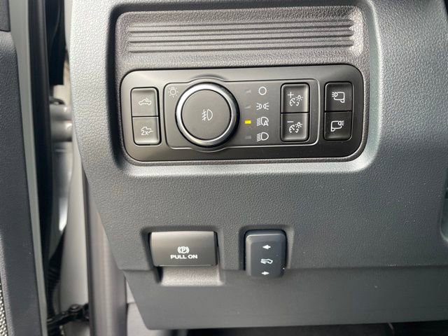 New 2026 Ford F350 Lariat w/ Black Appearance Package image 17