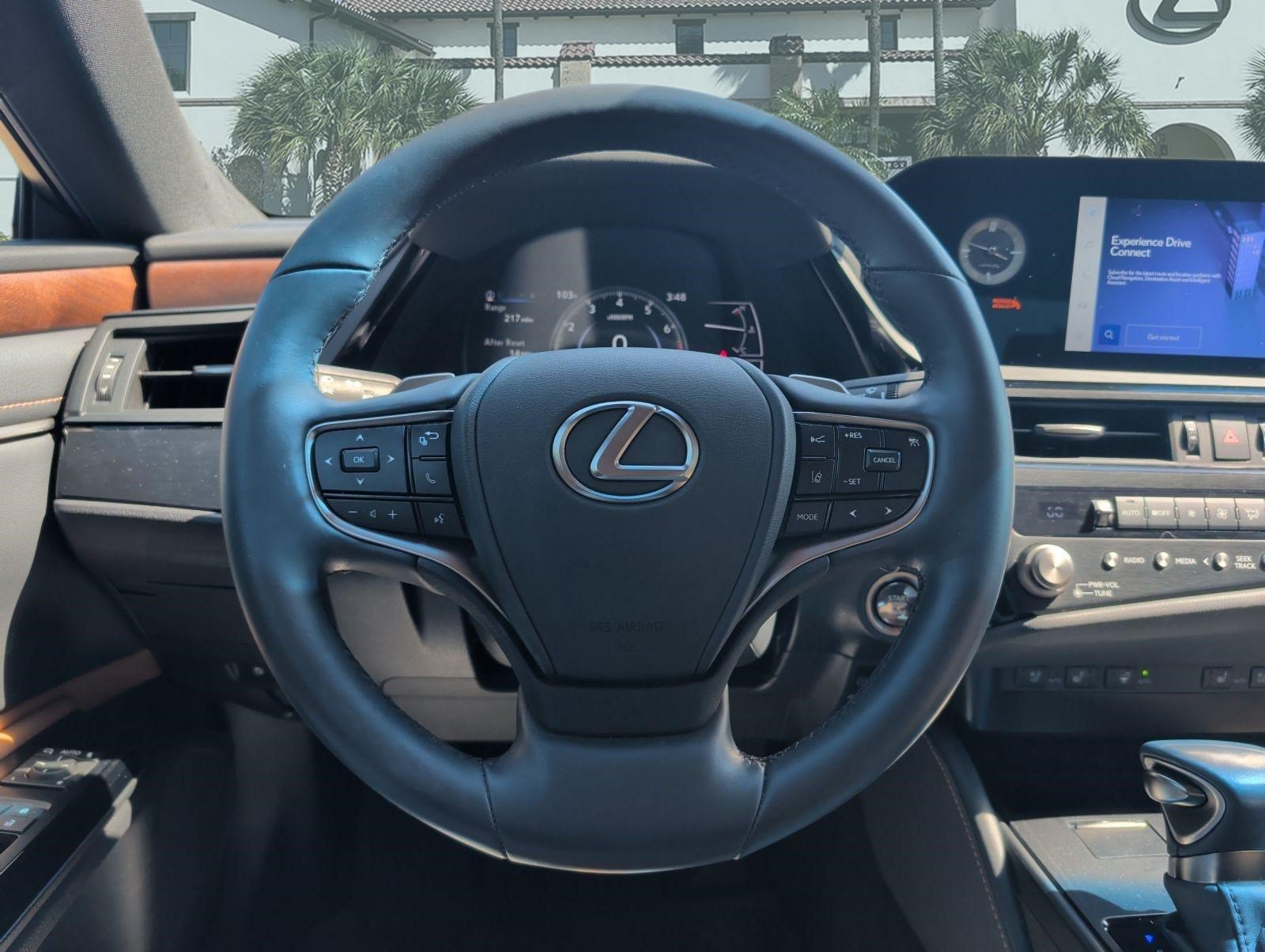 Used 2024 Lexus ES 350 w/ Premium Package FWD image 13