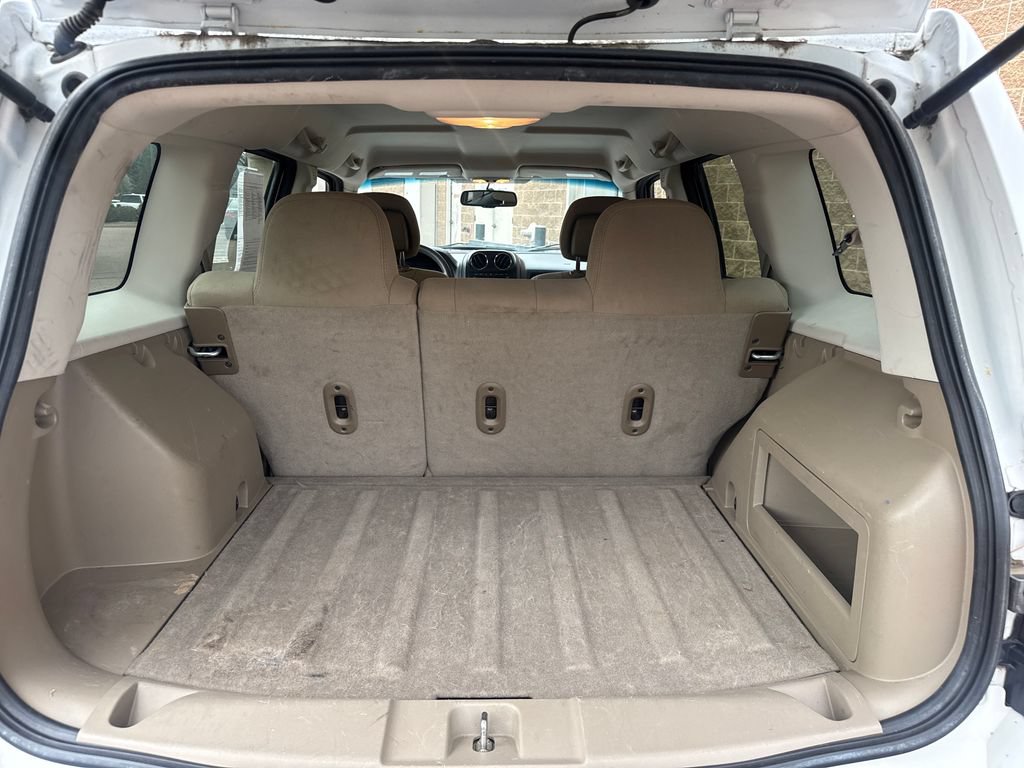Used 2015 Jeep Patriot Sport w/ Power Value Group FWD image 8