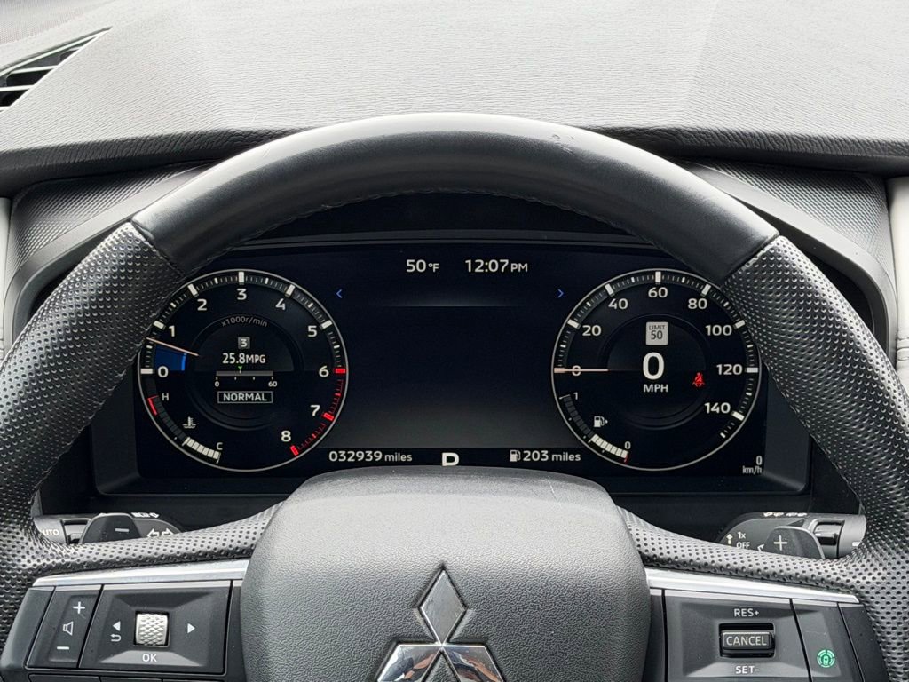 Used 2023 Mitsubishi Outlander SEL image 31