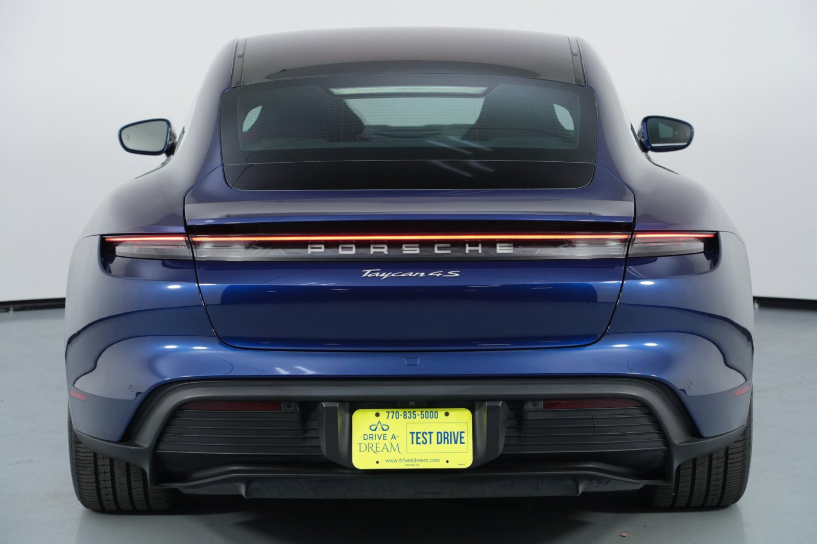 Used 2020 Porsche Taycan 4S w/ Premium Package image 54