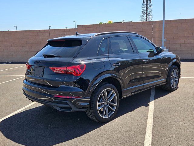 Used 2025 Audi Q3 2.0T Premium w/ Convenience Package image 5
