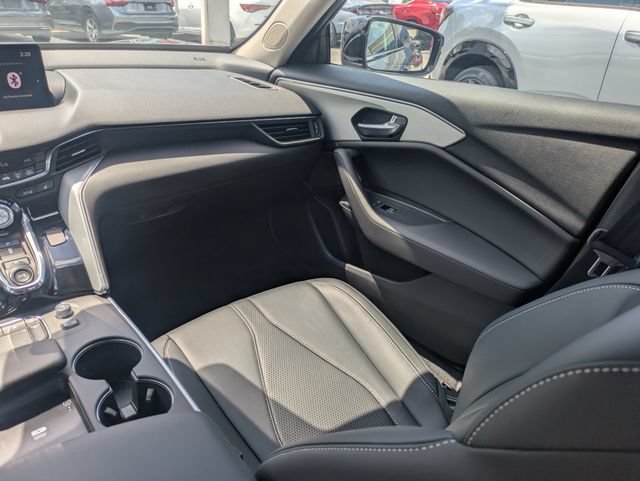 Used 2025 Acura TLX w/ Technology Package FWD image 17