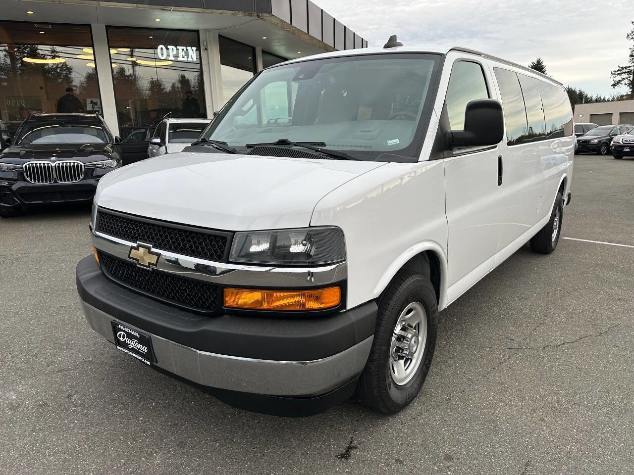 Used 2019 Chevrolet Express 3500 LT w/ LT Preferred Equipment Group image 1