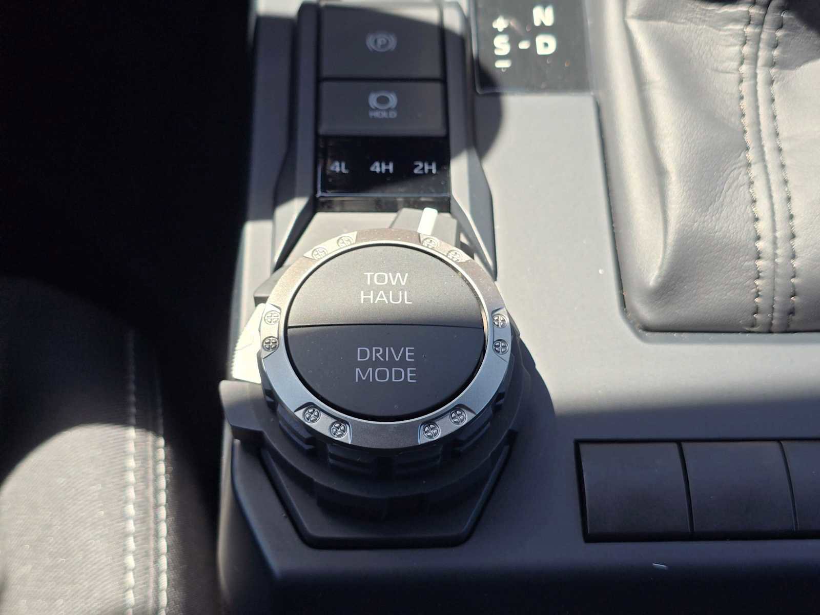 Used 2025 Toyota Tacoma TRD Sport AWD/4WD image 29