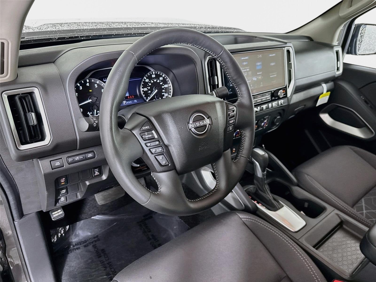 Certified 2026 Nissan Frontier SV w/ SV Convenience Package RWD image 9