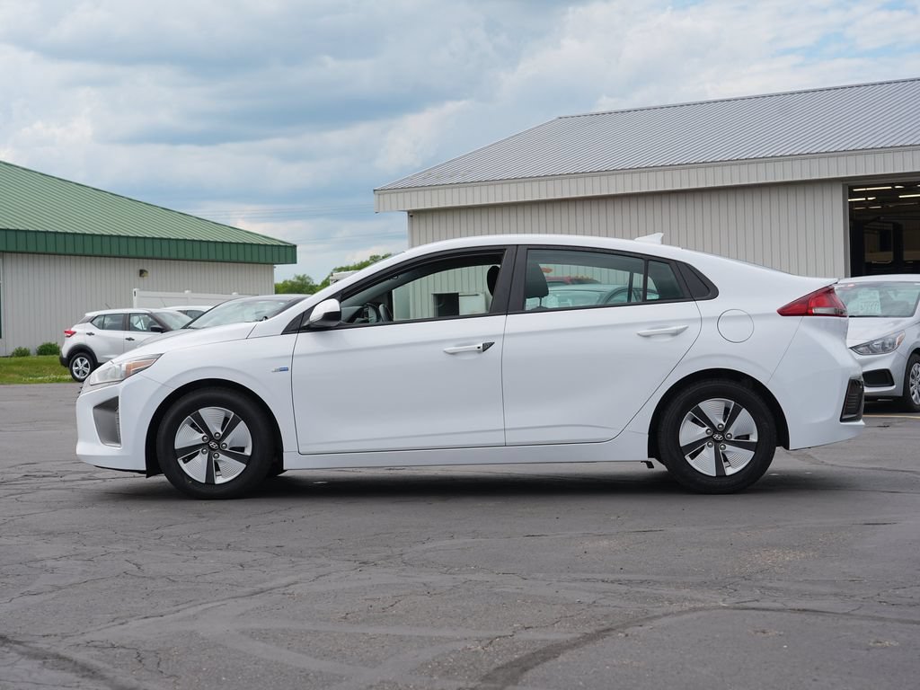 Used 2018 Hyundai Ioniq Blue FWD image 6