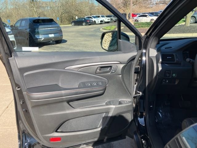 Used 2022 Honda Pilot TrailSport image 10