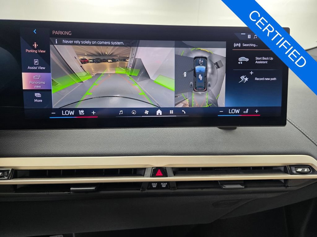 Used 2024 BMW iX xDrive50 w/ Sport Package AWD/4WD image 22