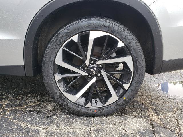Used 2023 Mitsubishi Outlander SE AWD/4WD image 11