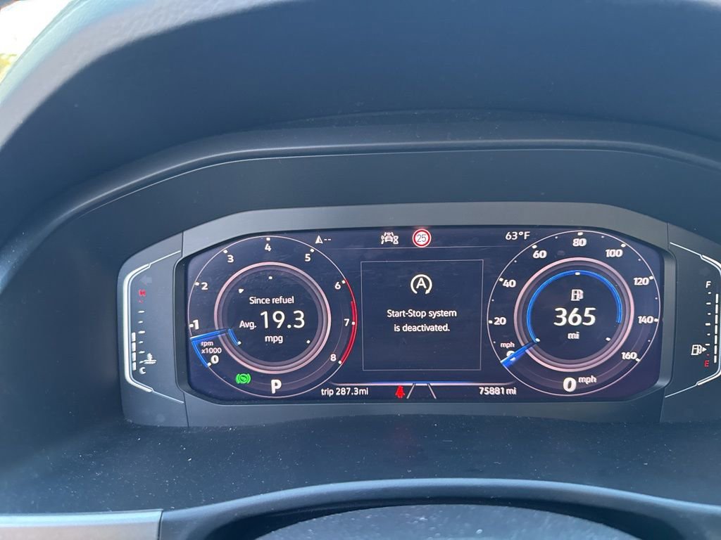 Used 2021 Volkswagen Atlas SEL R-Line image 2