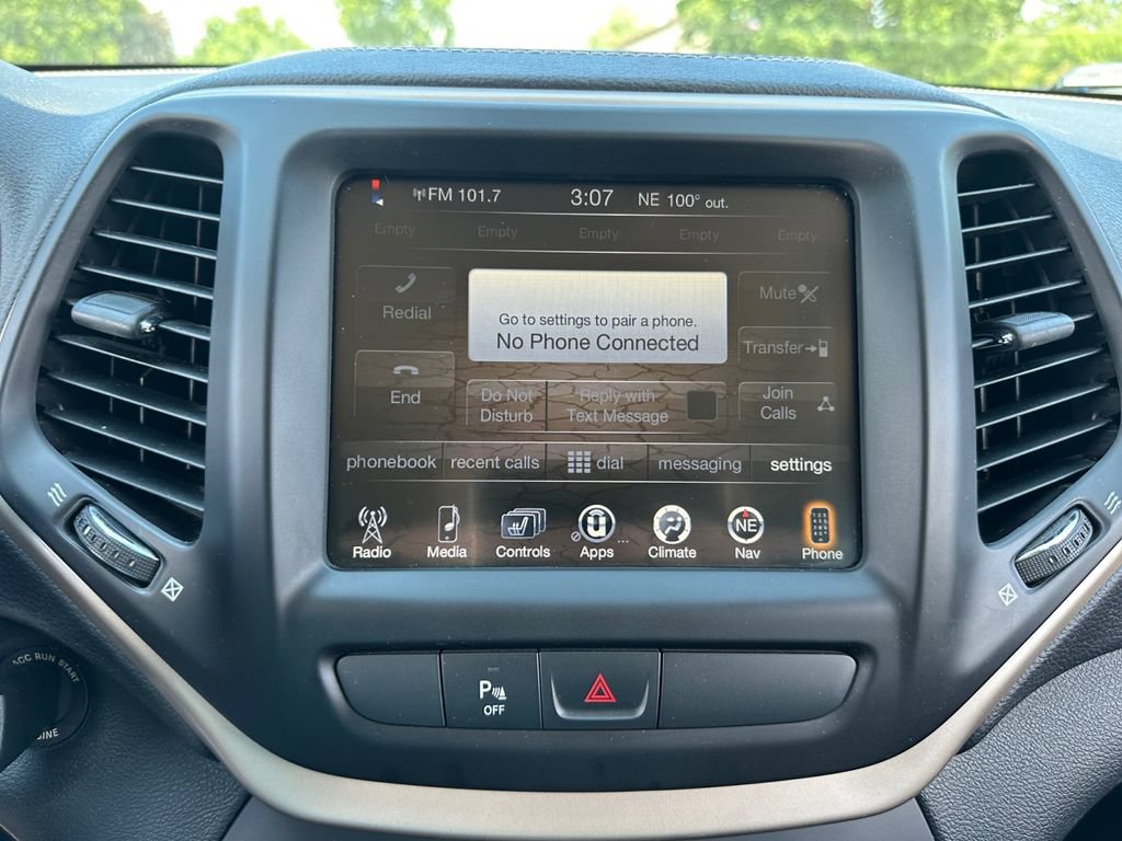 Used 2016 Jeep Cherokee 75th Anniversary AWD/4WD image 41