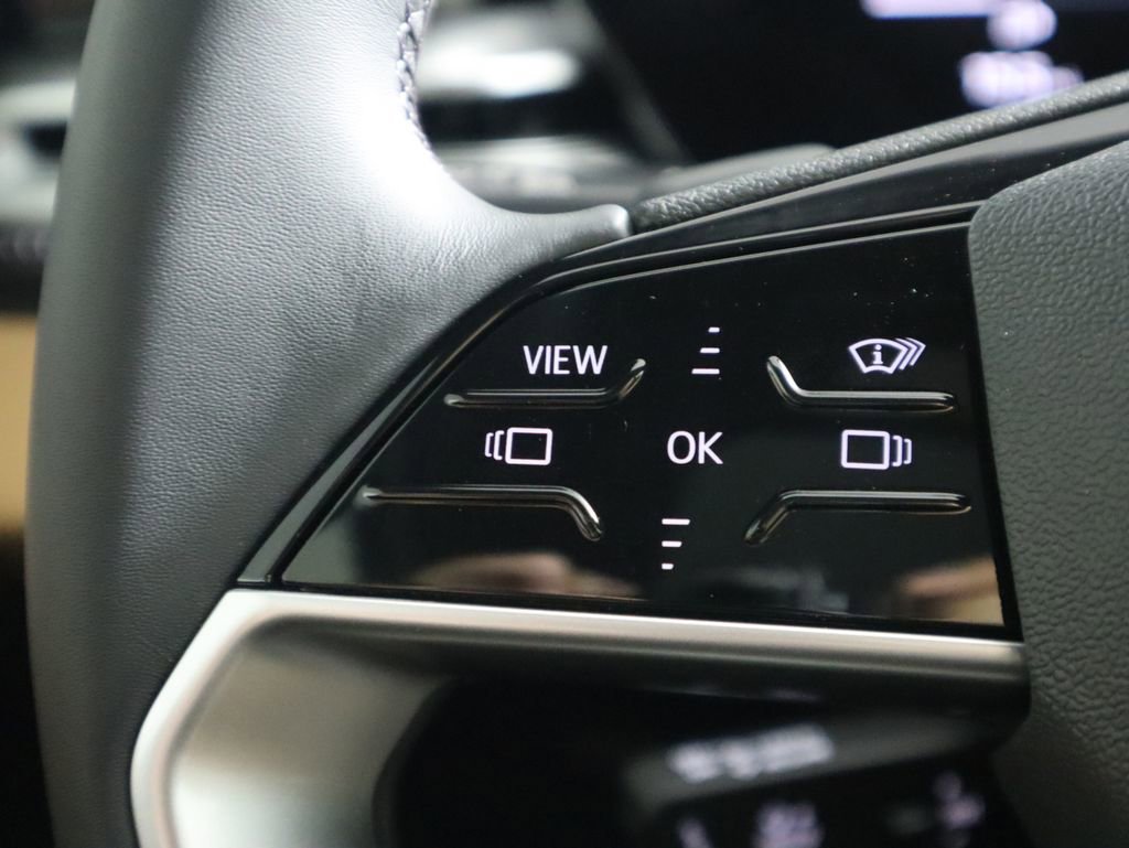 Used 2026 Audi A6 Premium Plus w/ Premium Plus Package image 11