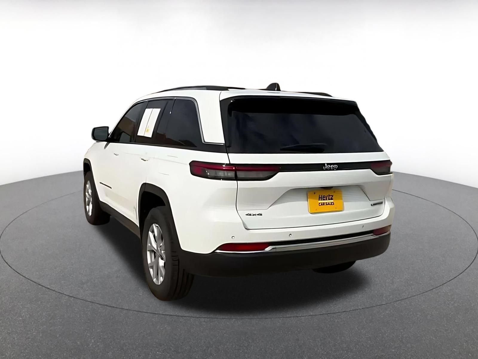 Used 2022 Jeep Grand Cherokee Limited AWD/4WD image 10