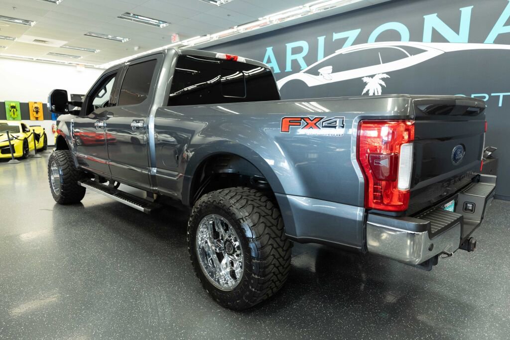 Used 2017 Ford F250 Lariat w/ Lariat Ultimate Package AWD/4WD image 10
