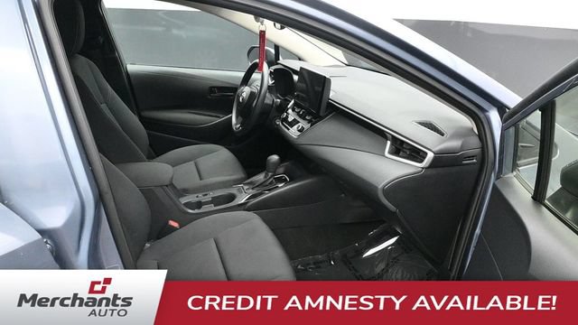 Used 2025 Toyota Corolla LE FWD image 11