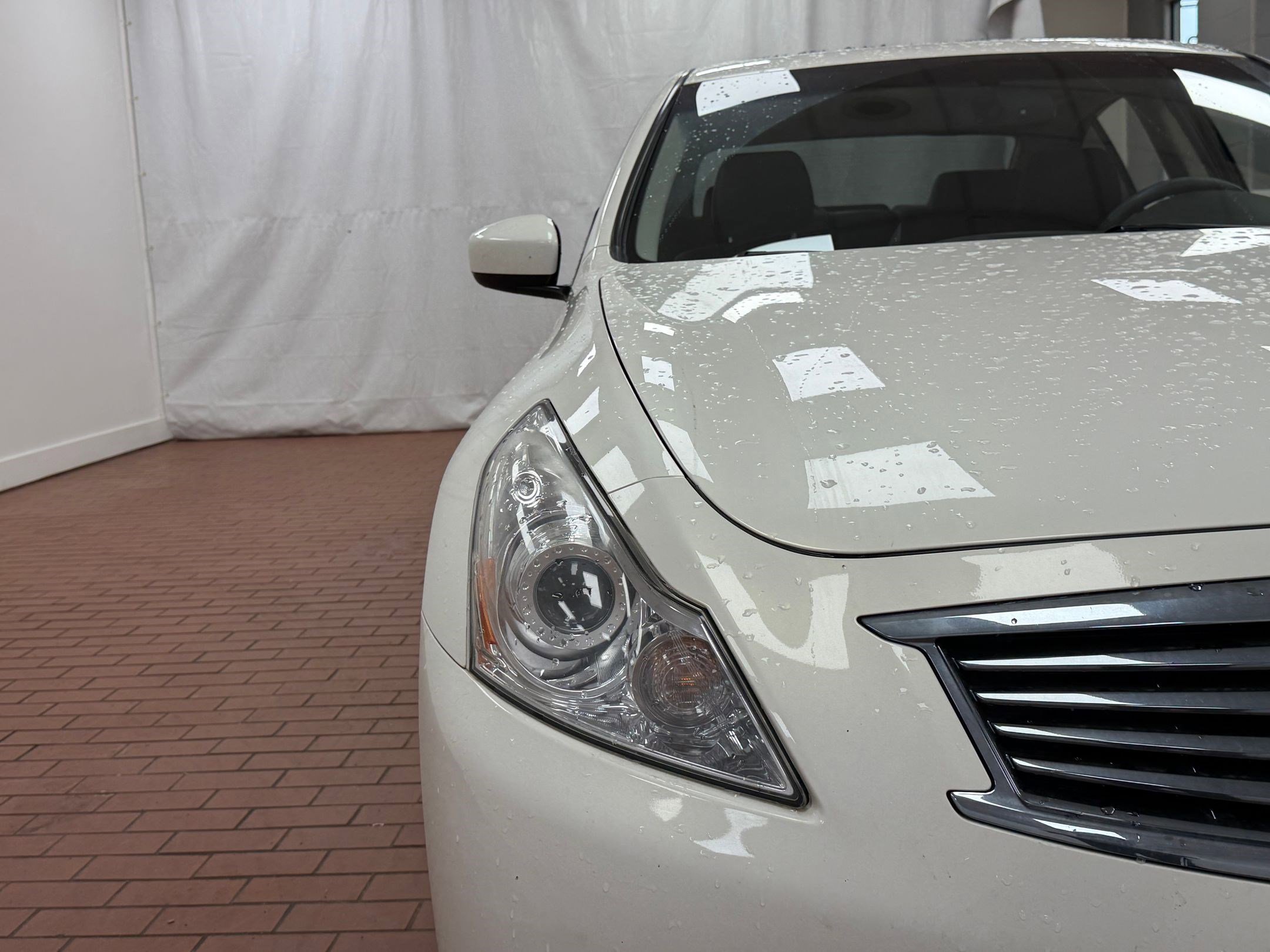 Used 2013 INFINITI G37 x w/ Premium Pkg image 10