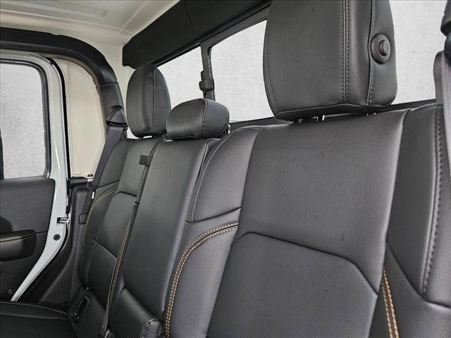 New 2026 Jeep Gladiator Sport AWD/4WD image 17