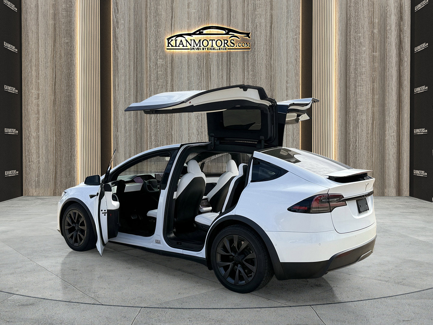 Used 2023 Tesla Model X image 22