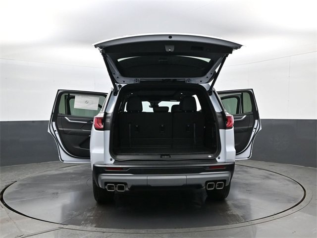Used 2026 GMC Acadia Elevation w/ Elevation Premium Package AWD/4WD image 33