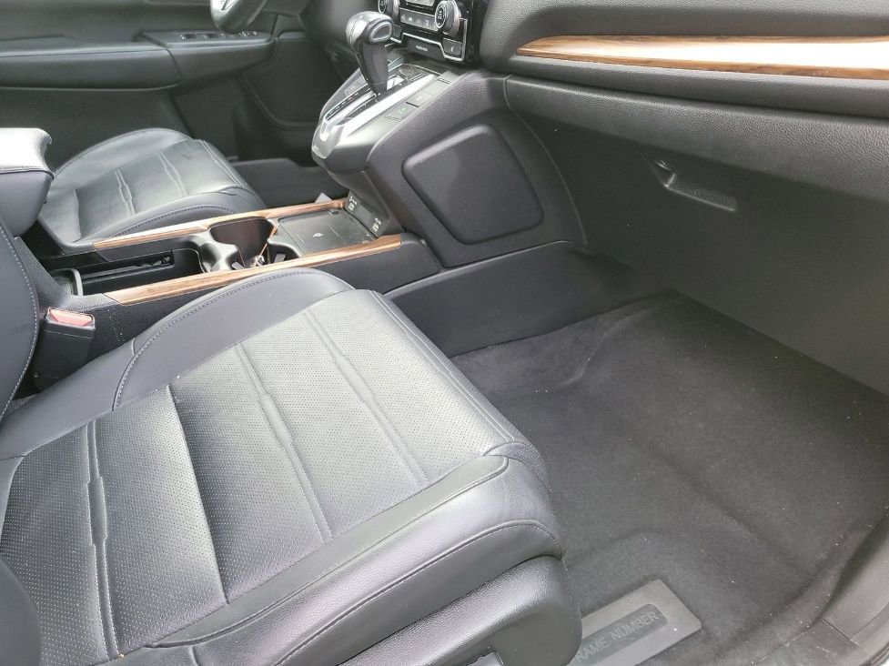 Used 2020 Honda CR-V Touring image 5