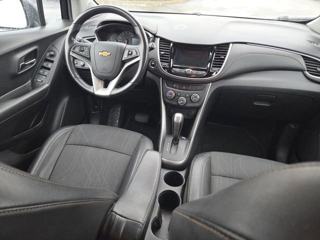 Used 2020 Chevrolet Trax LT w/ LT Convenience Package image 25