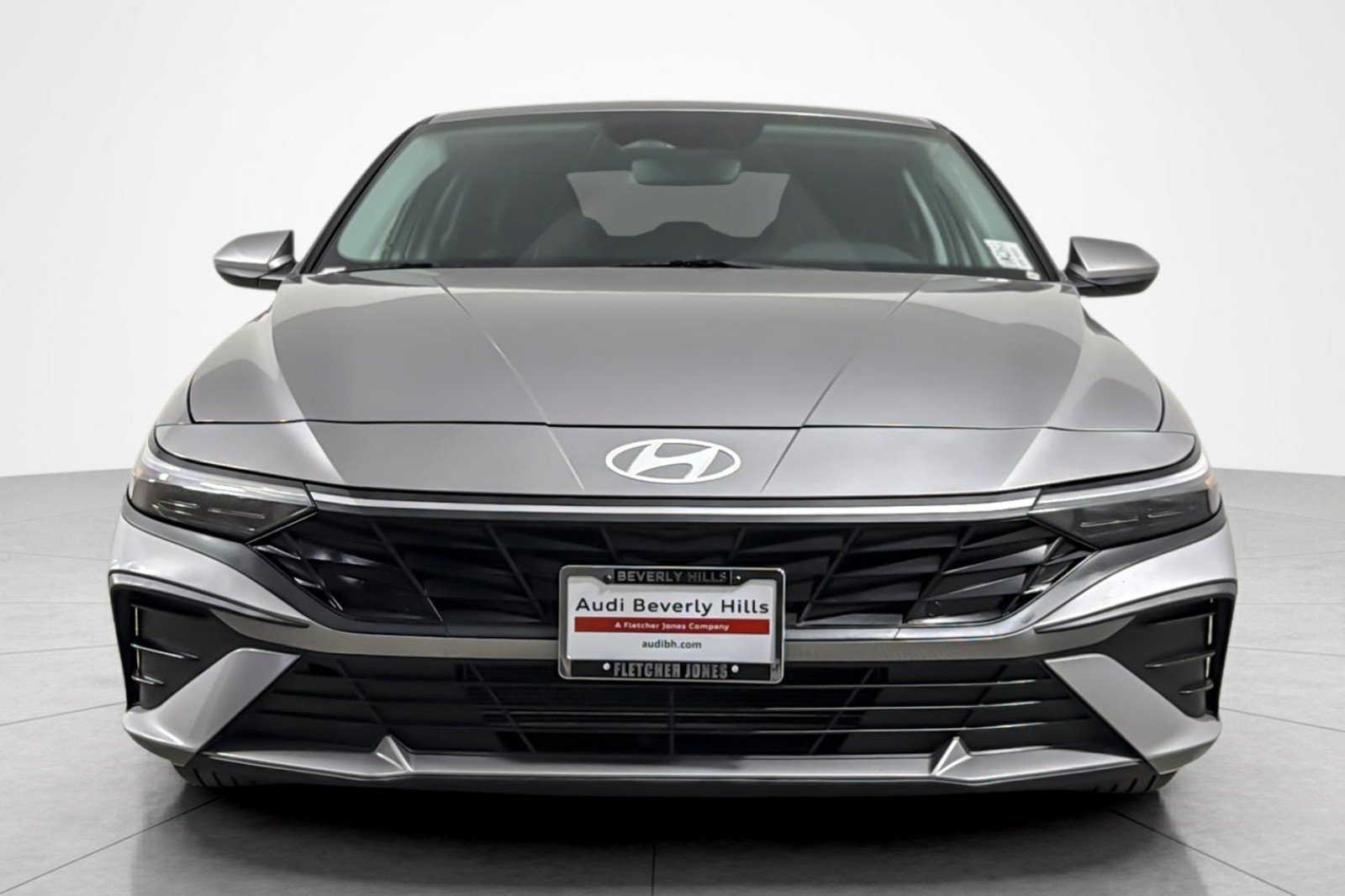 Used 2024 Hyundai Elantra SEL FWD image 8