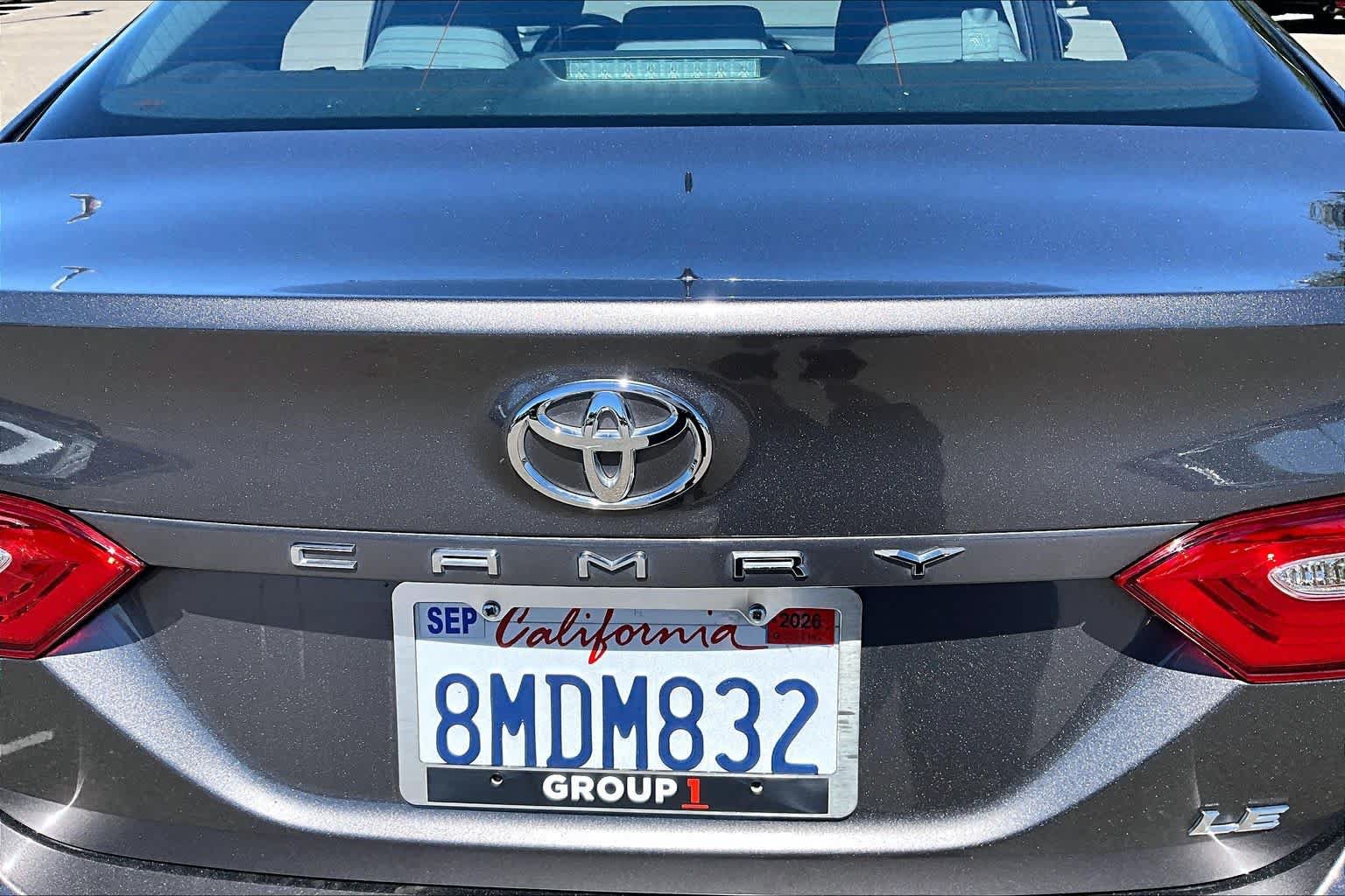 Used 2019 Toyota Camry LE FWD image 30