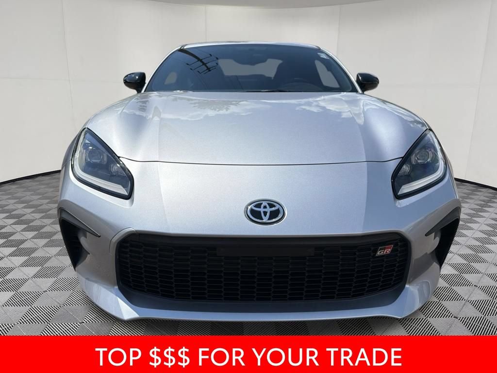 Used 2025 Toyota GR86 Premium w/ ALL Weather Mat Package (TMS) RWD video 2