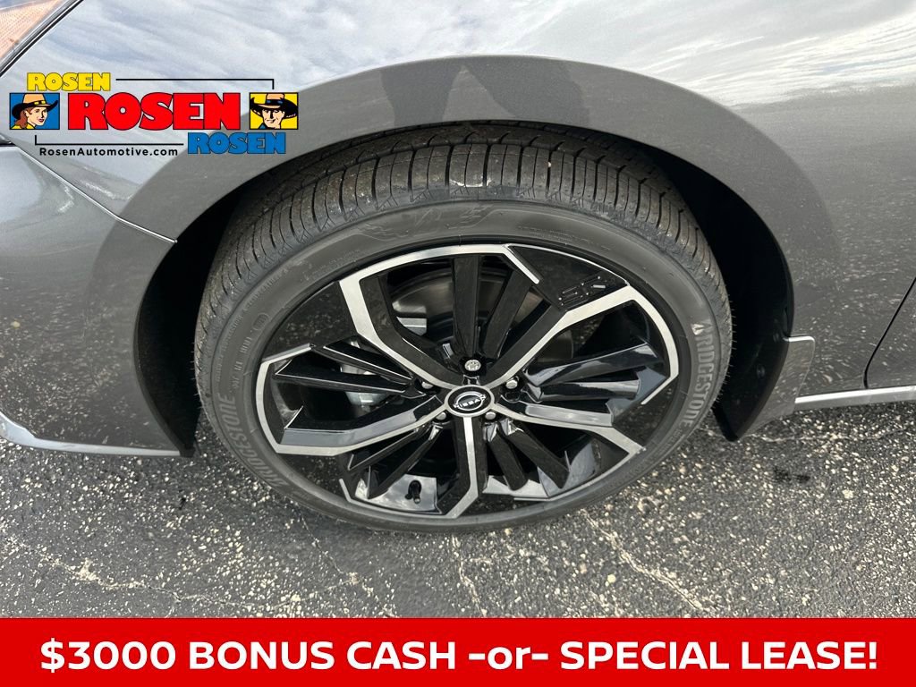 New 2025 Nissan Altima 2.5 SR w/ SR Premium Package image 37