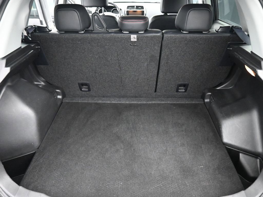 Used 2024 Mitsubishi Outlander Sport SE image 14