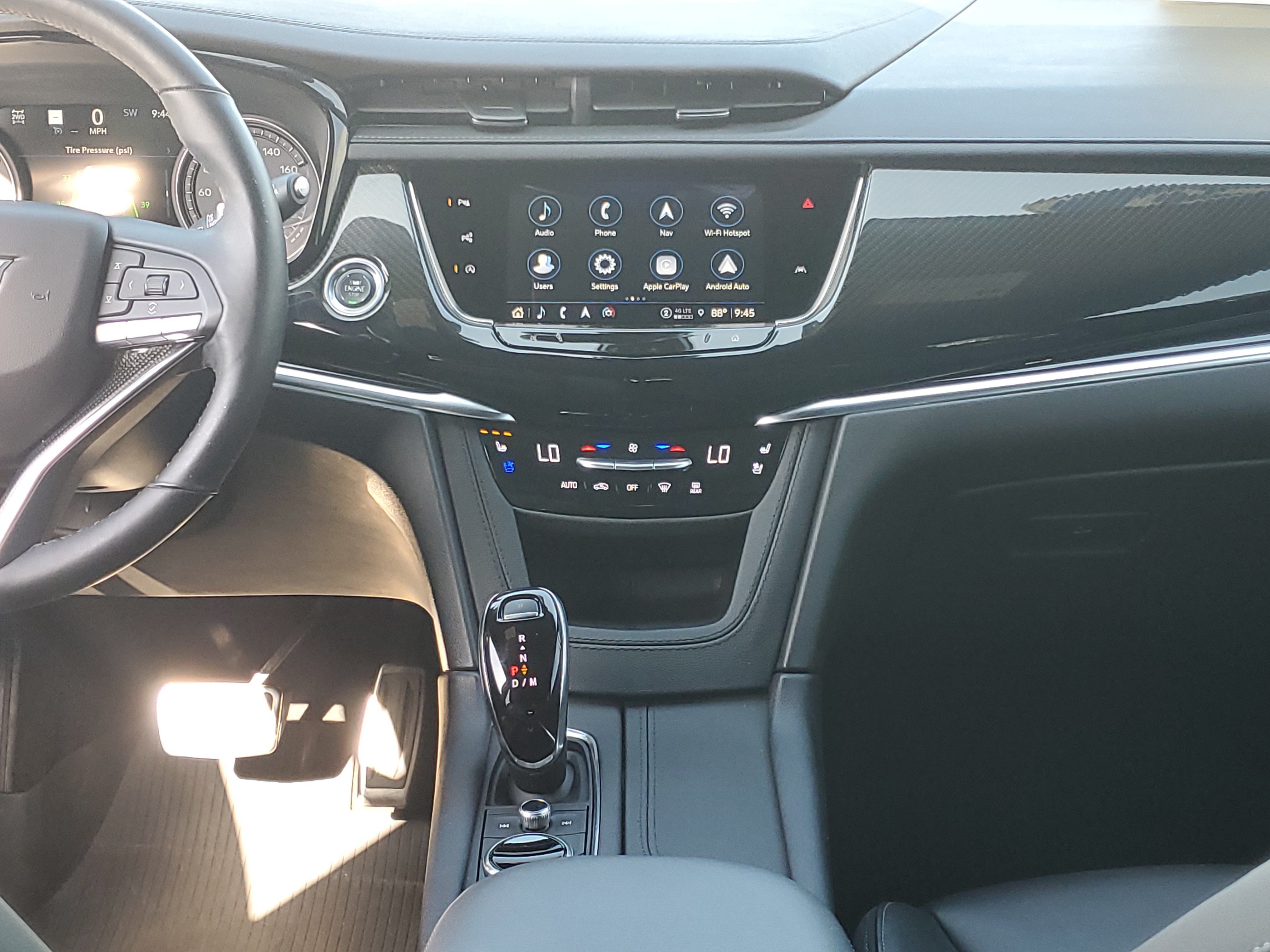 Used 2025 Cadillac XT6 Sport w/ LPO, Red Accent Package AWD/4WD image 19