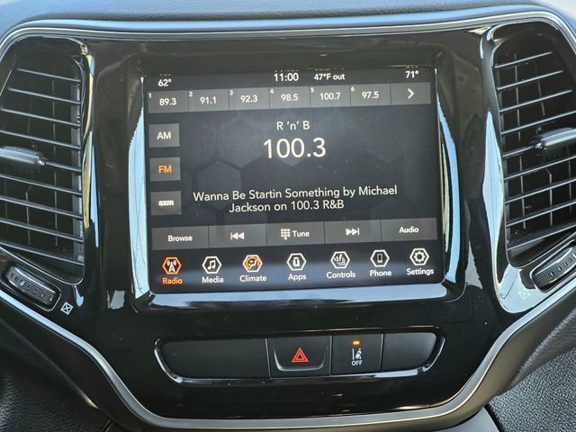 Used 2022 Jeep Cherokee Limited AWD/4WD image 34
