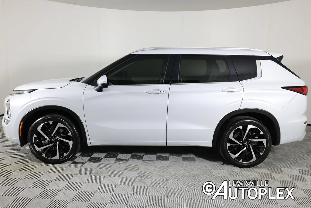 Used 2024 Mitsubishi Outlander SEL FWD image 8