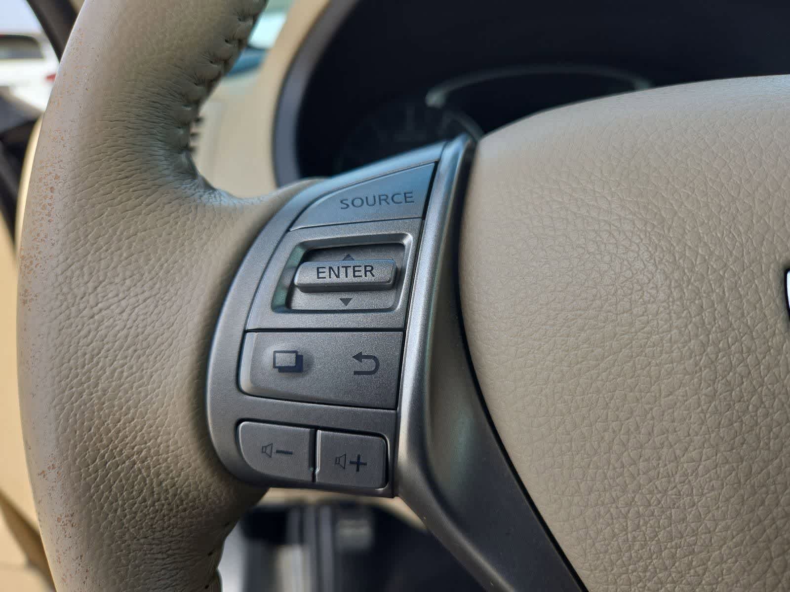 Used 2015 Nissan Altima 2.5 SV image 22