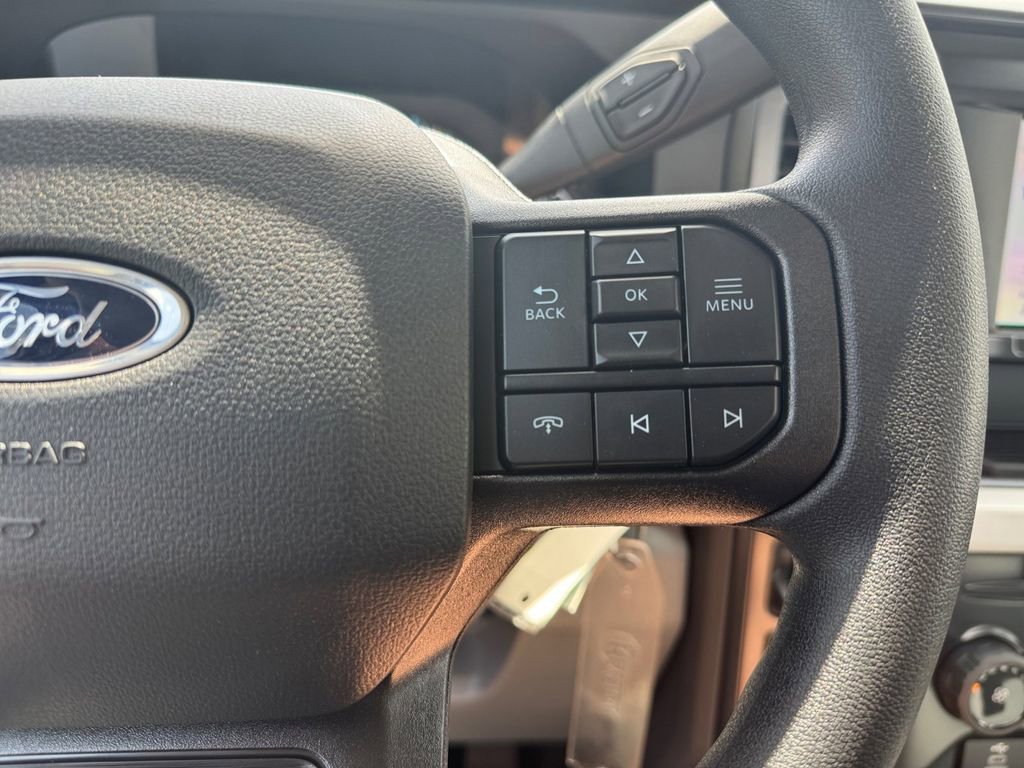 New 2026 Ford F550 4x4 Regular Cab Super Duty image 31