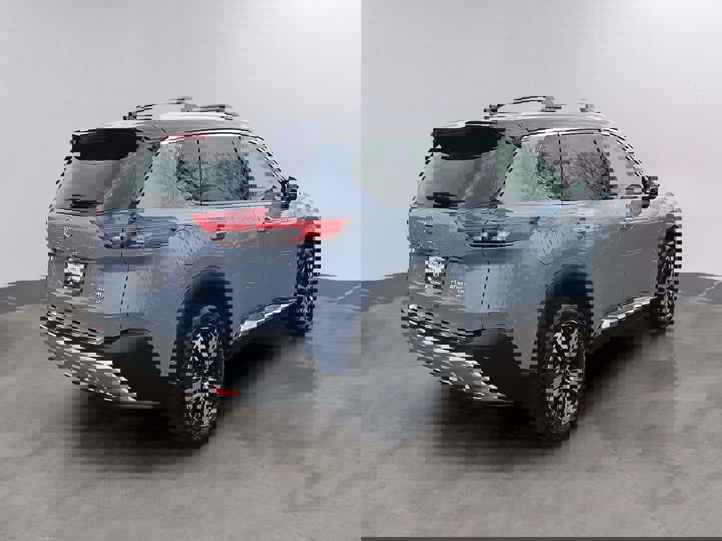 Used 2023 Nissan Rogue Platinum AWD/4WD image 4