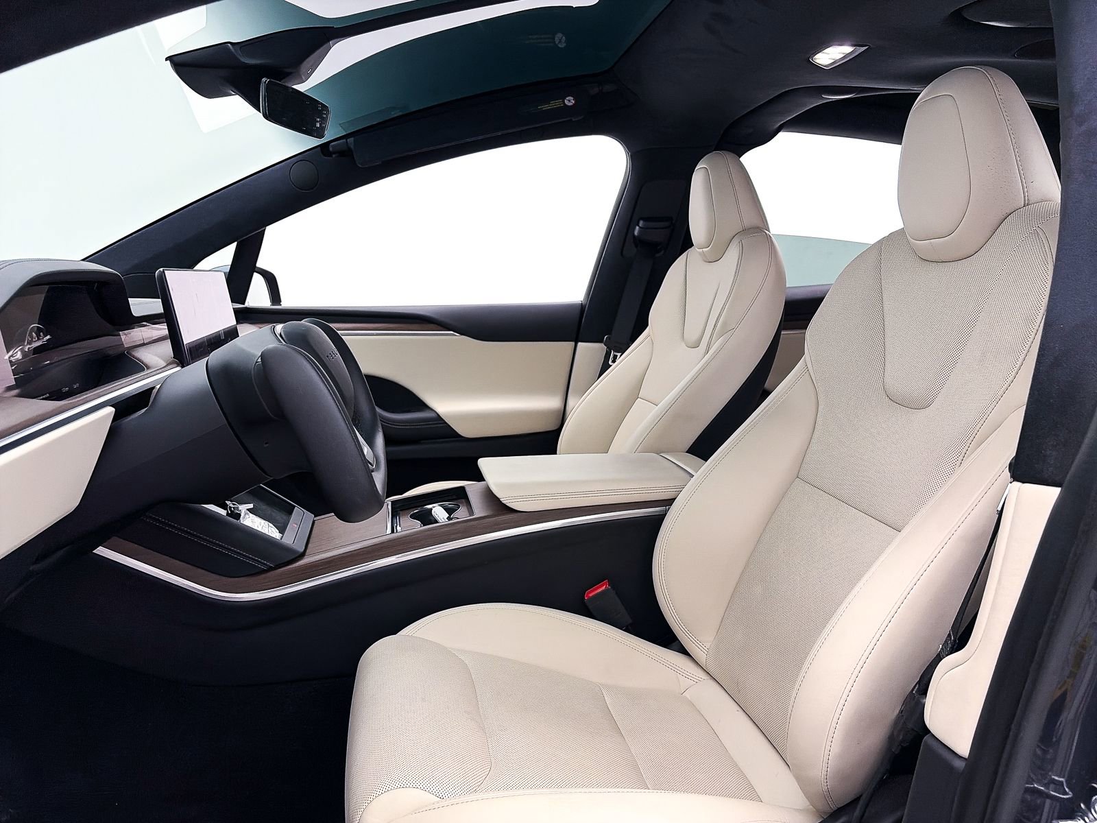 Used 2023 Tesla Model X image 17