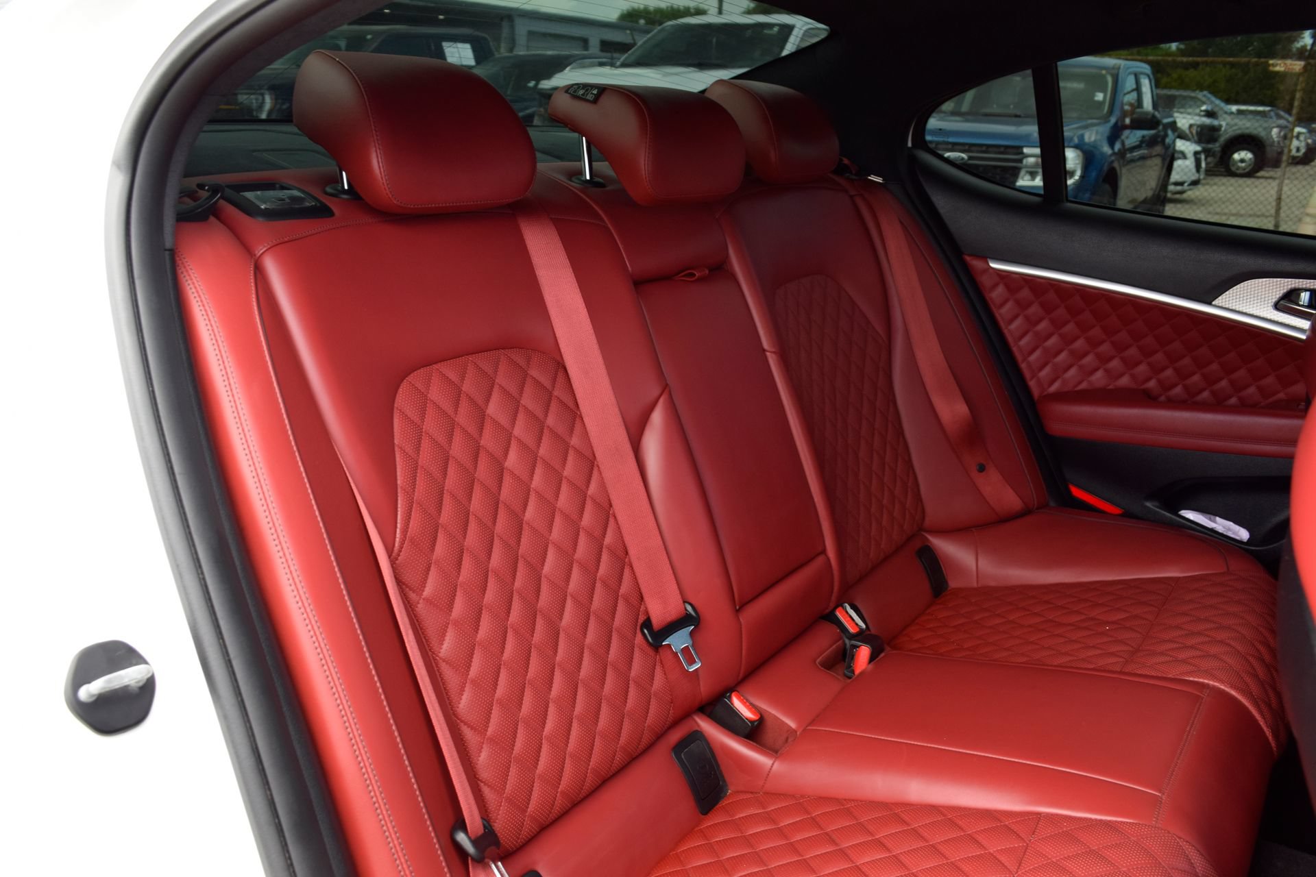 Used 2022 Genesis G70 3.3T Launch Edition RWD image 19